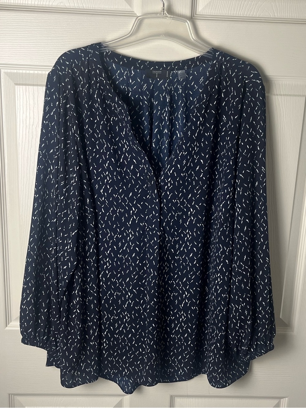 Tahari Navy Printed V-Neck Buttonless Blouse